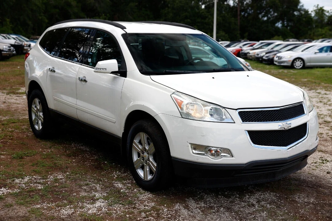 2011 Chevrolet Traverse - Image 15 of 21