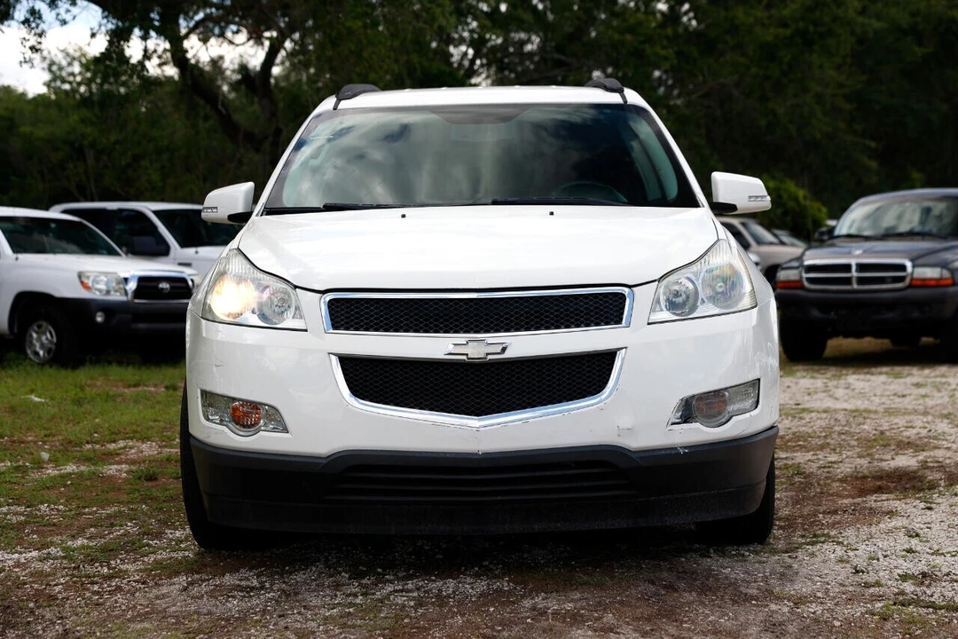 2011 Chevrolet Traverse - Image 17 of 21