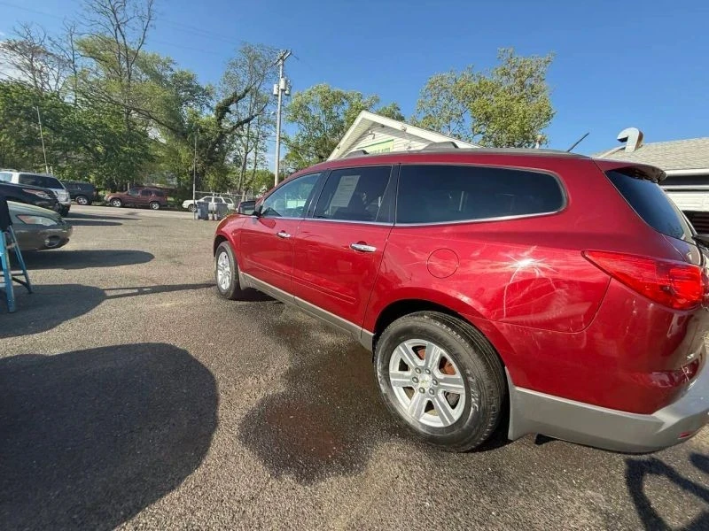 2011 Chevrolet Traverse - Image 7 of 12