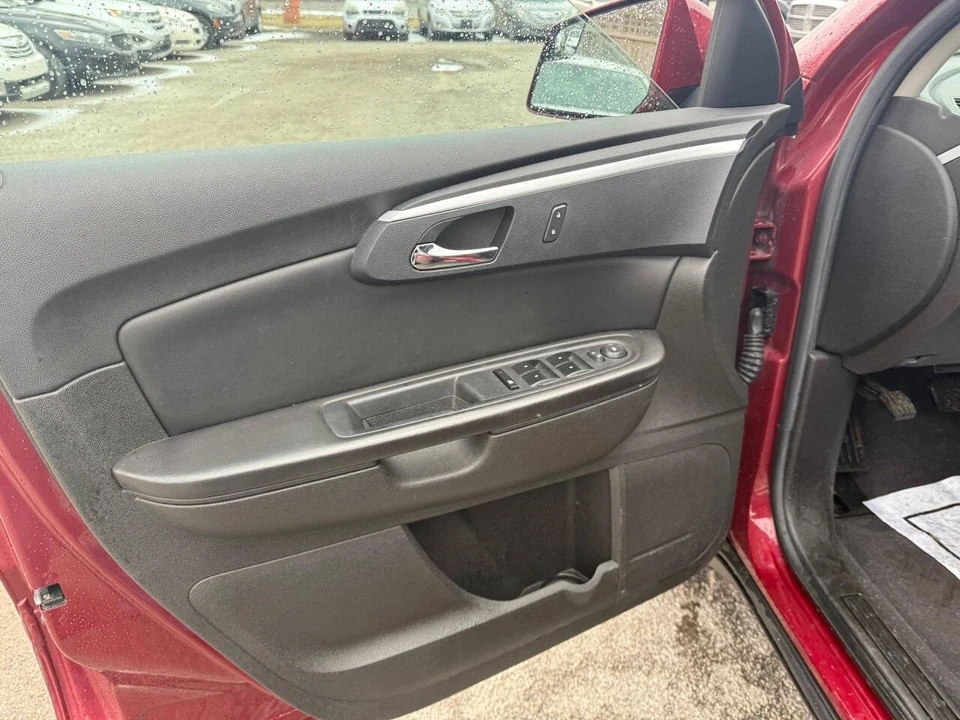 2011 Chevrolet Traverse - Image 20 of 21