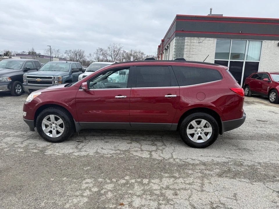 2011 Chevrolet Traverse - Image 10 of 21