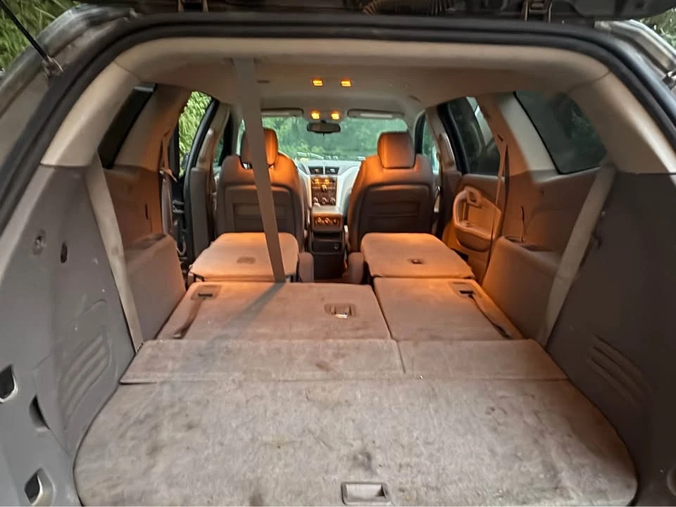 2011 Chevrolet Traverse - Image 12 of 12