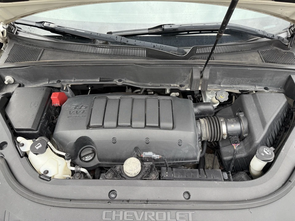 2011 Chevrolet Traverse - Image 18 of 19