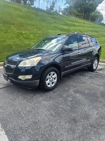 2011 Chevrolet Traverse - Image 2 of 18
