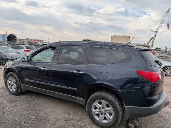2011 Chevrolet Traverse - Image 4 of 18