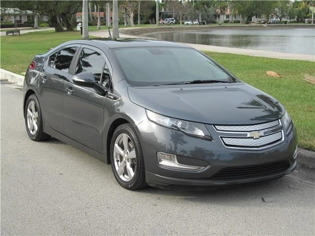 2011 Chevrolet Volt - Image 2 of 12