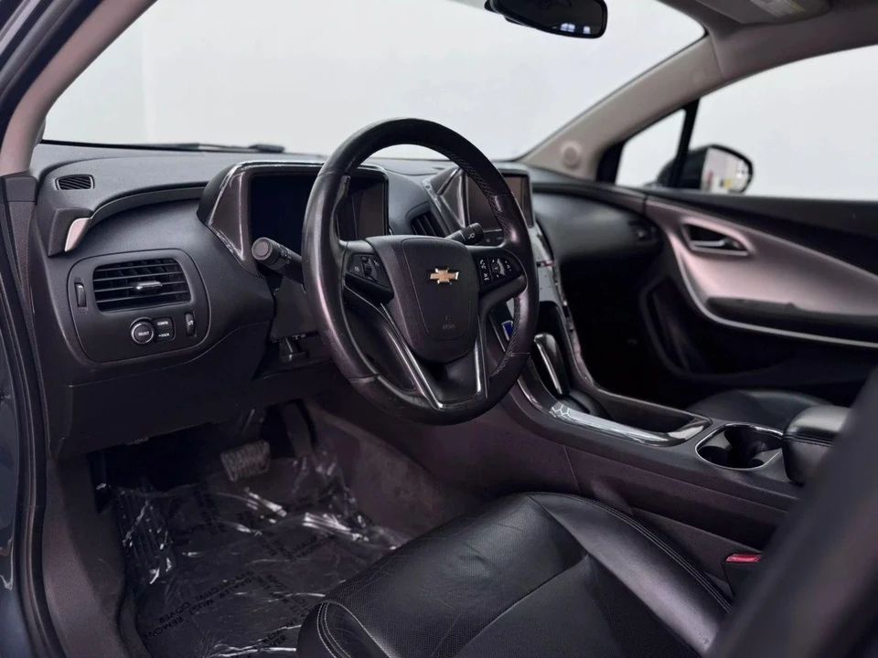 2011 Chevrolet Volt - Image 11 of 21