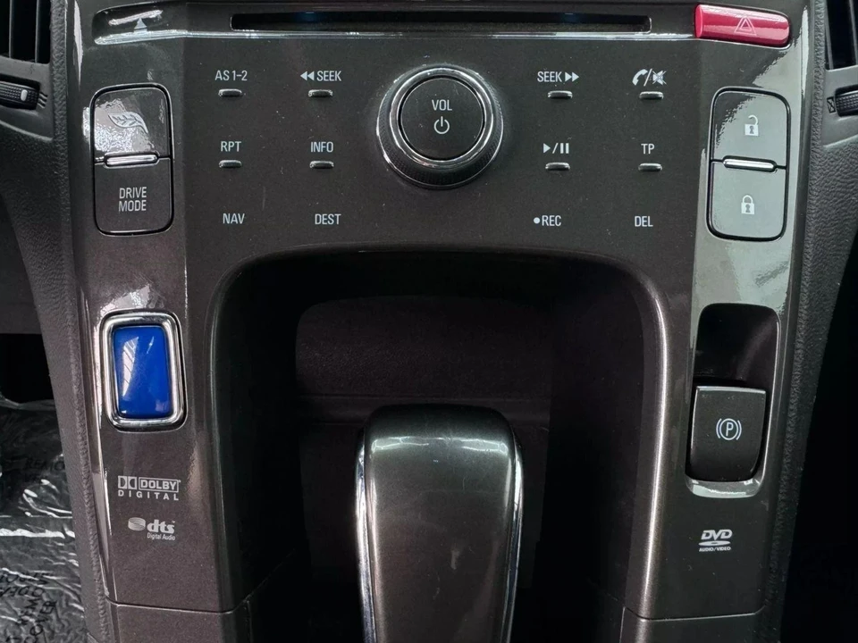 2011 Chevrolet Volt - Image 18 of 21