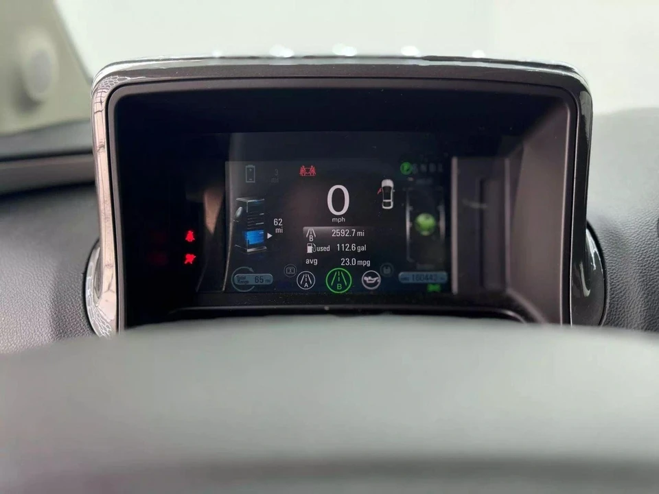 2011 Chevrolet Volt - Image 16 of 21