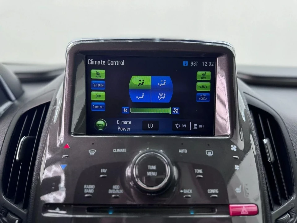 2011 Chevrolet Volt - Image 17 of 21