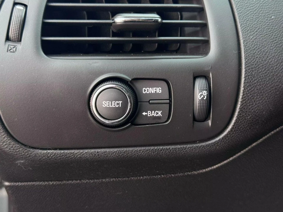 2011 Chevrolet Volt - Image 20 of 21