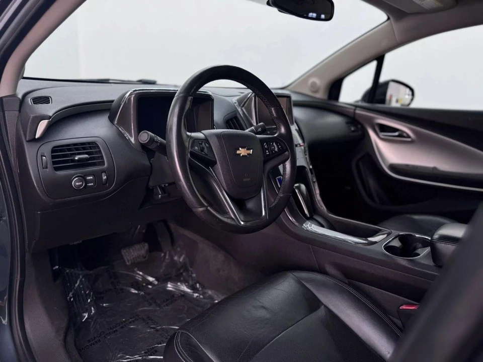2011 Chevrolet Volt - Image 11 of 21