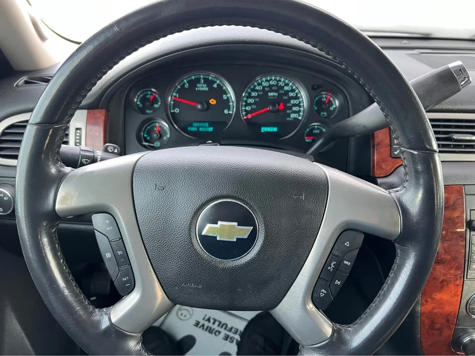 2011 Chevrolet Avalanche - Image 12 of 14