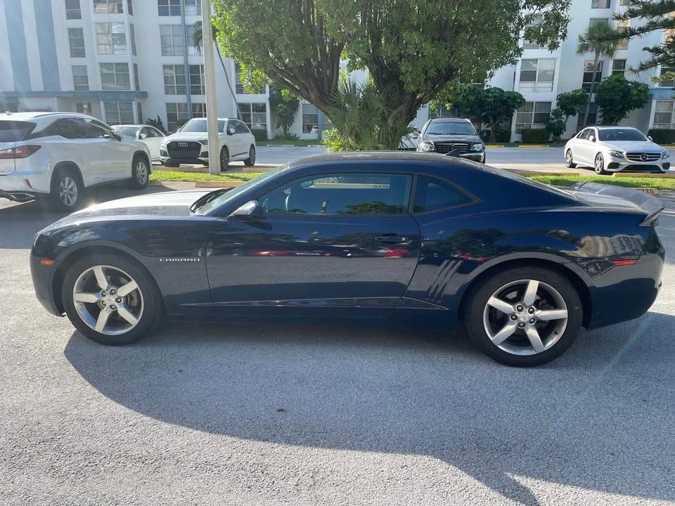 2011 Chevrolet Camaro 5th Gen - Image 2 of 15