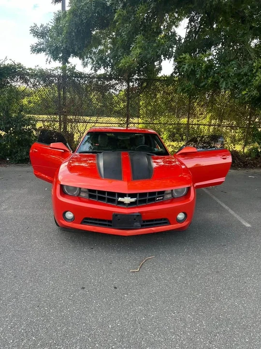 2011 Chevrolet Camaro 5th Gen - Image 2 of 7