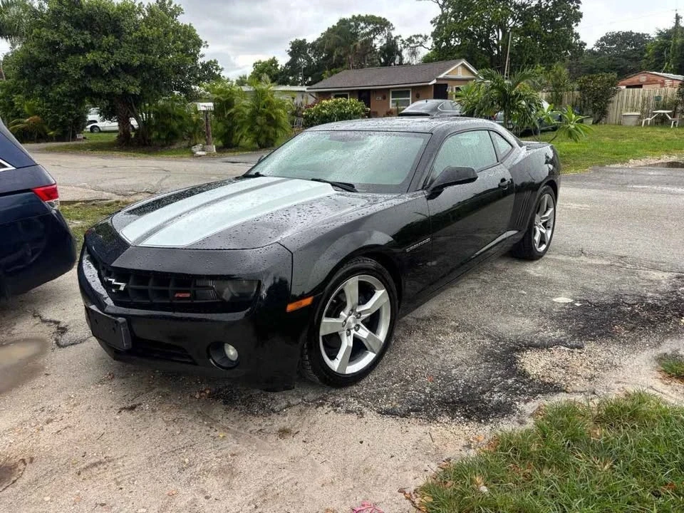 2011 Chevrolet Camaro 5th Gen - Image 2 of 9
