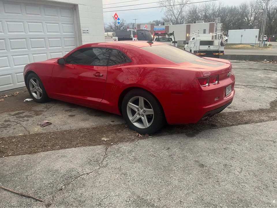 2011 Chevrolet Camaro 5th Gen - Image 5 of 9