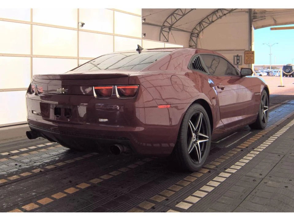 2011 Chevrolet Camaro 5th Gen - Image 5 of 15
