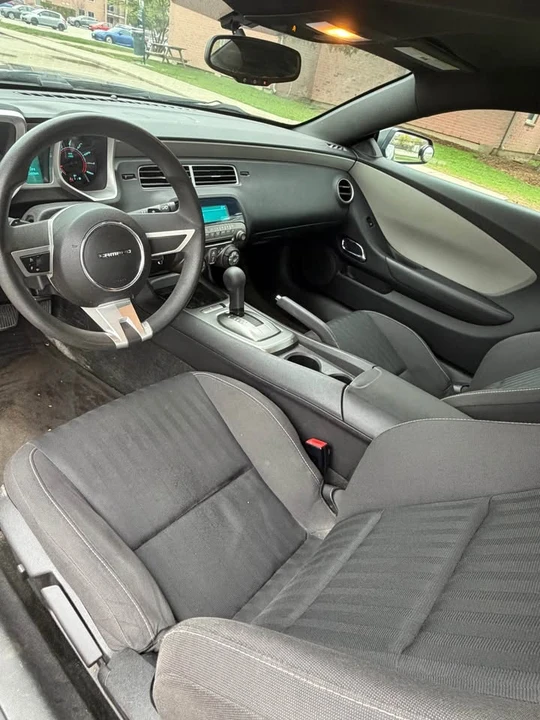 2011 Chevrolet Camaro 5th Gen - Image 5 of 9
