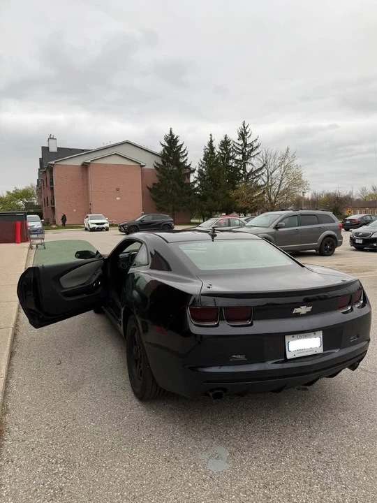 2011 Chevrolet Camaro 5th Gen - Image 2 of 9