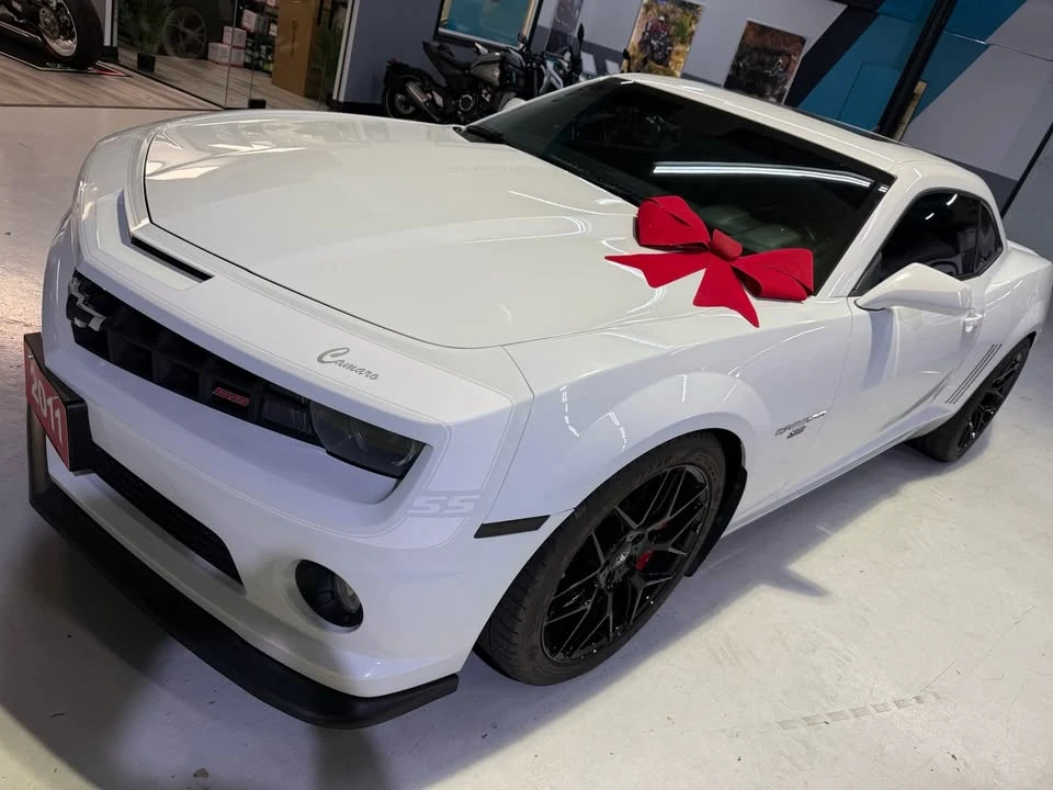 2011 Chevrolet Camaro SS 5th Gen - Image 2 of 15