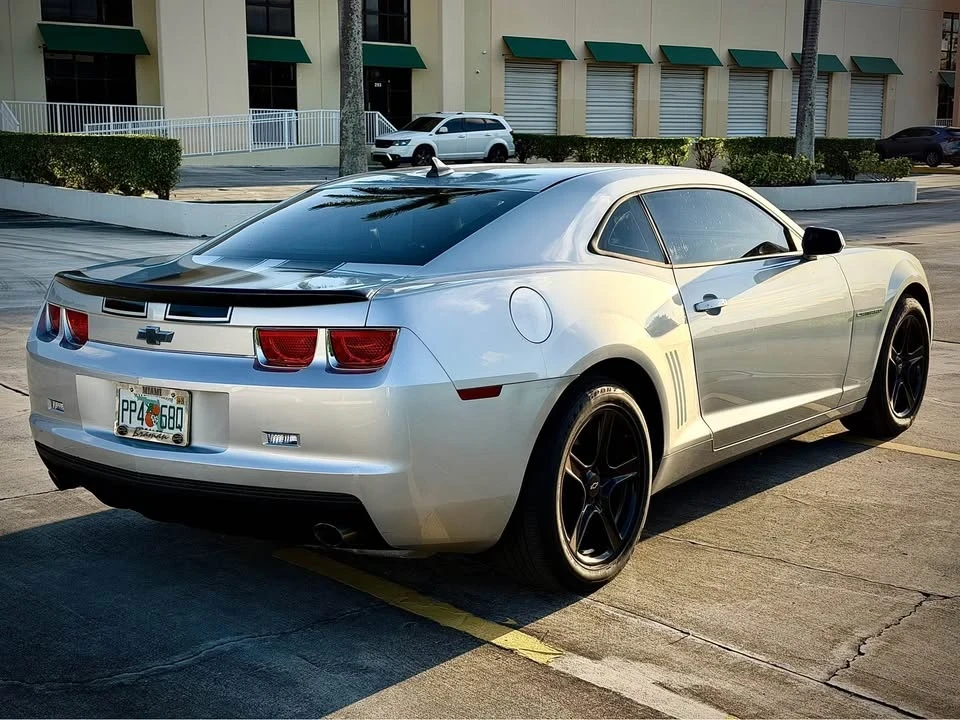 2011 Chevrolet Camaro 5th Gen - Image 4 of 11