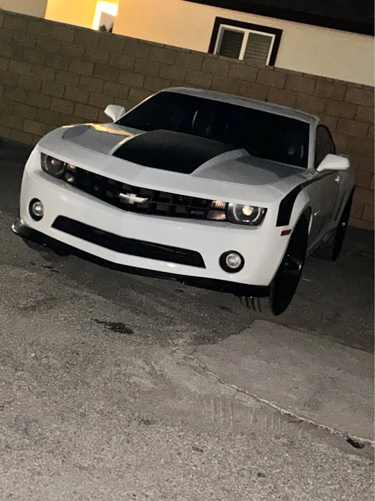 2011 Chevrolet Camaro 5th Gen - Image 3 of 6