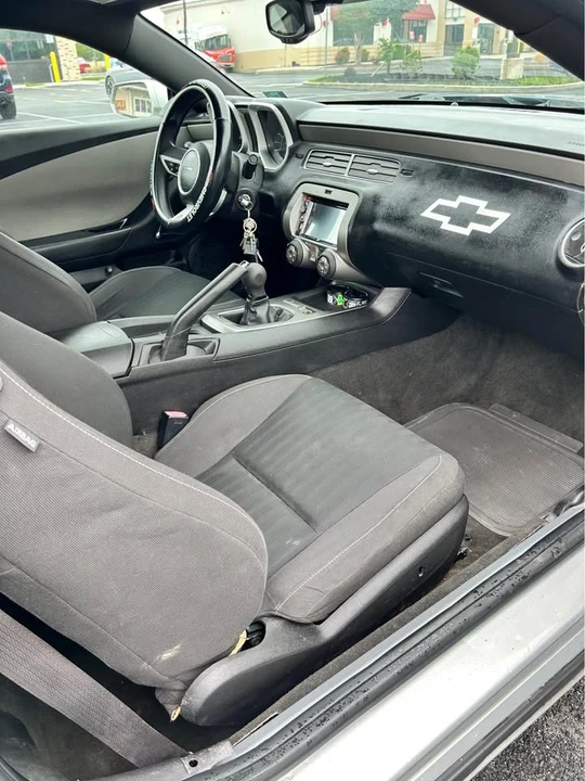 2011 Chevrolet Camaro 5th Gen - Image 10 of 13