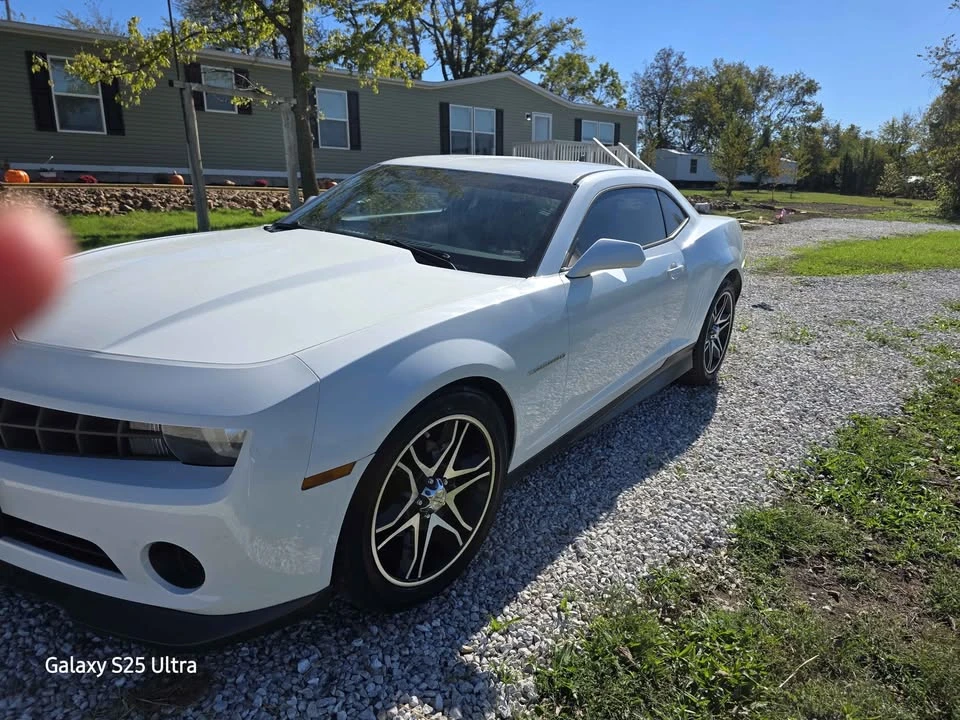 2011 Chevrolet Camaro 5th Gen - Image 3 of 11