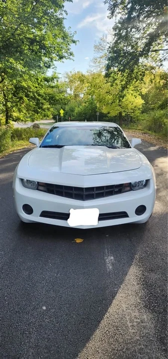 2011 Chevrolet Camaro 5th Gen - Image 2 of 19
