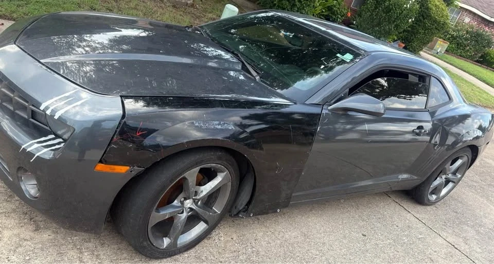 2011 Chevrolet Camaro 5th Gen - Image 2 of 9