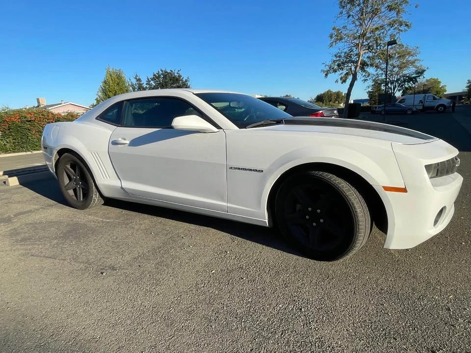 2011 Chevrolet Camaro 5th Gen - Image 13 of 17