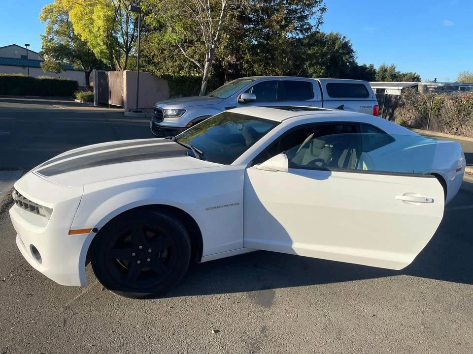 2011 Chevrolet Camaro 5th Gen - Image 11 of 17