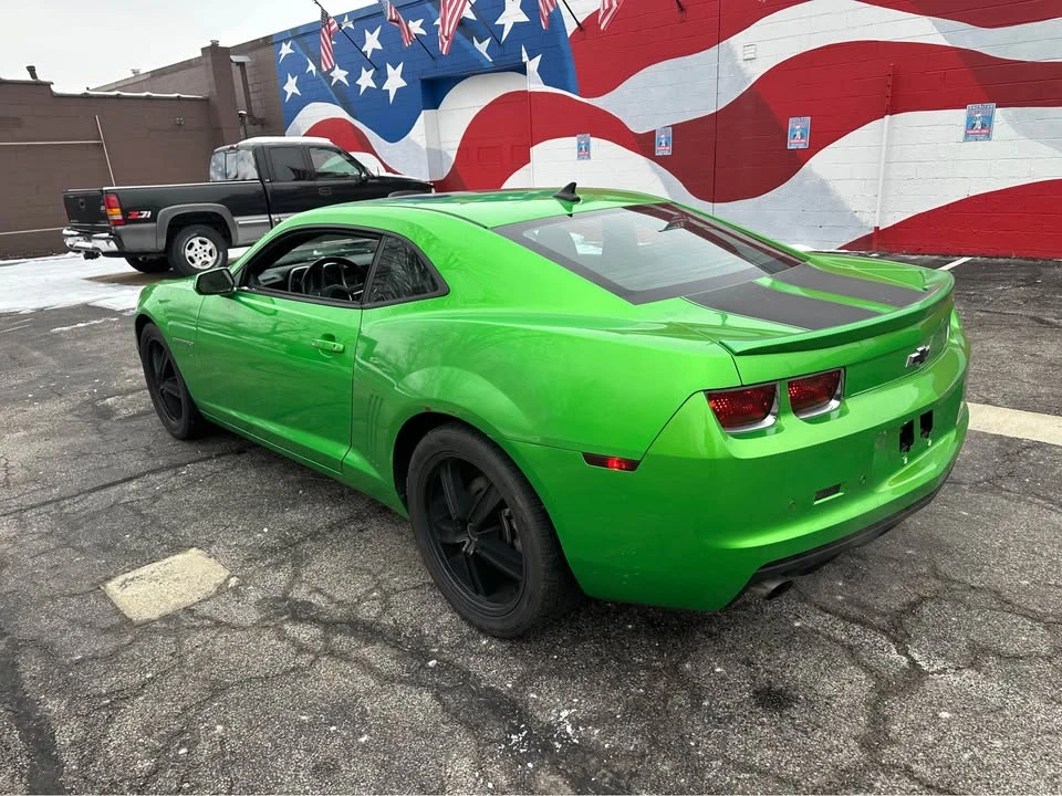 2011 Chevrolet Camaro 5th Gen - Image 5 of 17