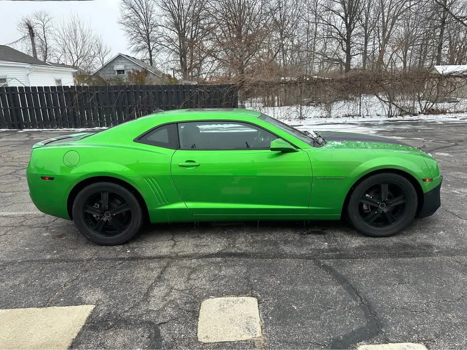 2011 Chevrolet Camaro 5th Gen - Image 8 of 17