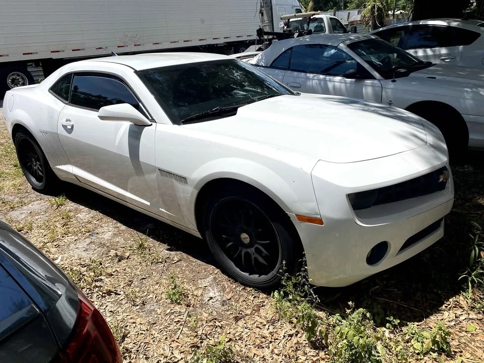 2011 Chevrolet Camaro 5th Gen - Image 2 of 4