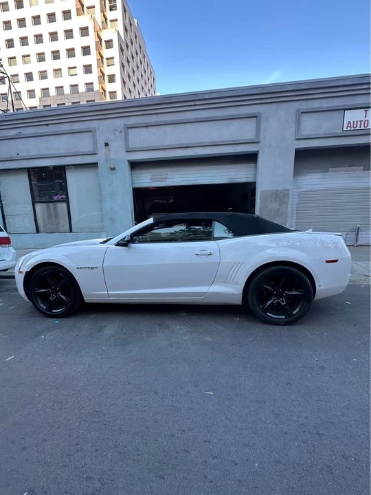 2011 Chevrolet Camaro 5th Gen - Image 15 of 20