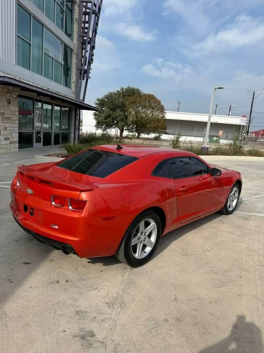2011 Chevrolet Camaro 5th Gen - Image 7 of 11