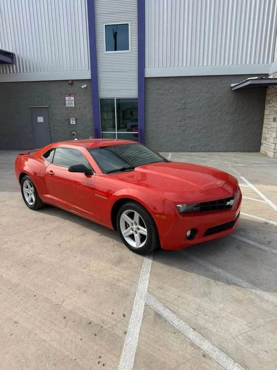 2011 Chevrolet Camaro 5th Gen - Image 3 of 11