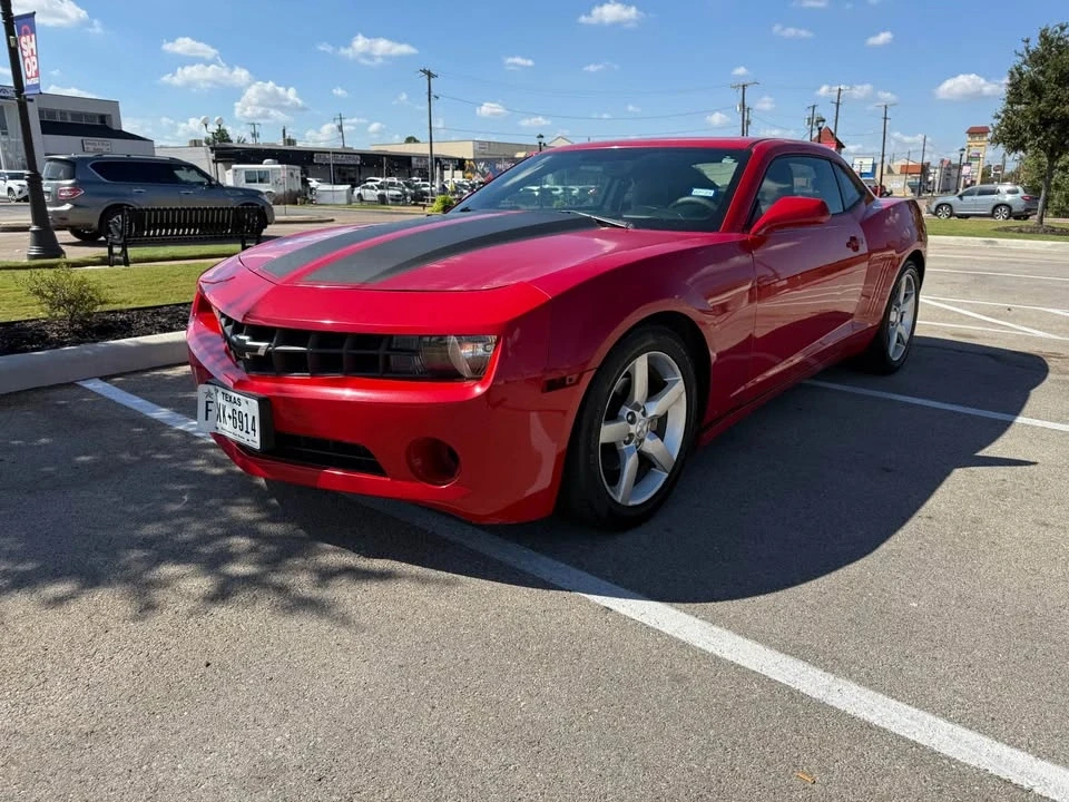 2011 Chevrolet Camaro 5th Gen - Image 2 of 13
