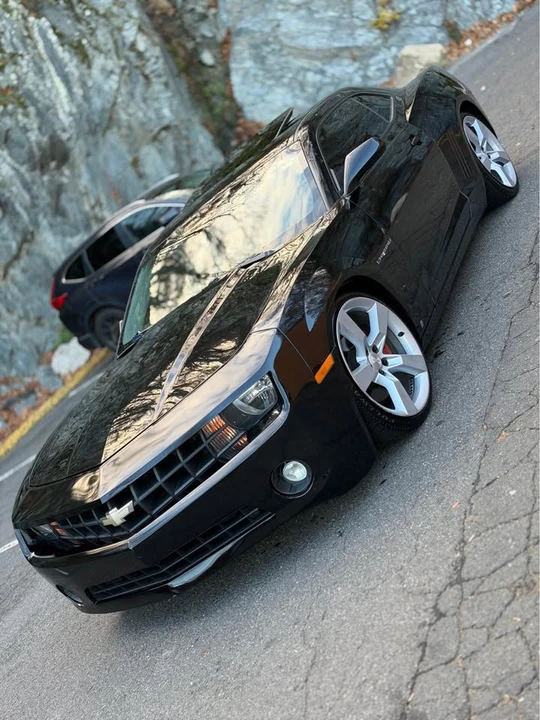 2011 Chevrolet Camaro 5th Gen - Image 2 of 4