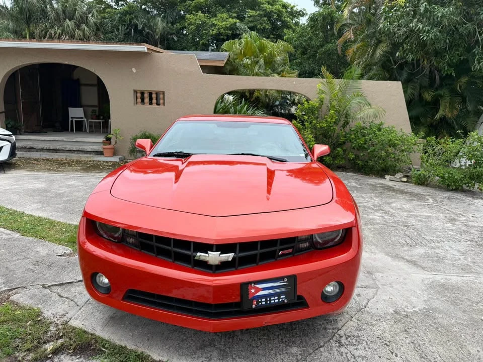 2011 Chevrolet Camaro 5th Gen - Image 3 of 4