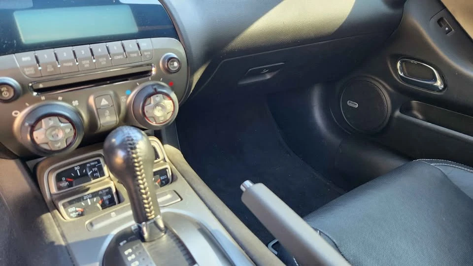 2011 Chevrolet Camaro SS 5th Gen - Image 16 of 17