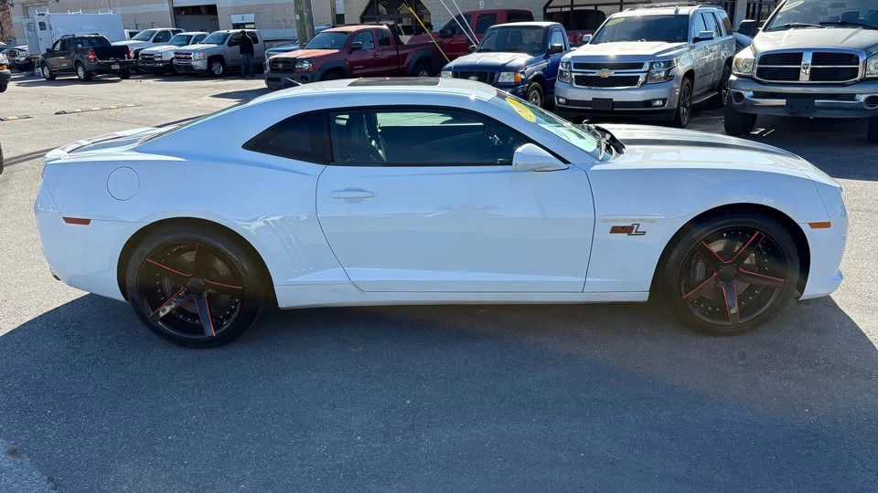2011 Chevrolet Camaro SS 5th Gen - Image 8 of 20