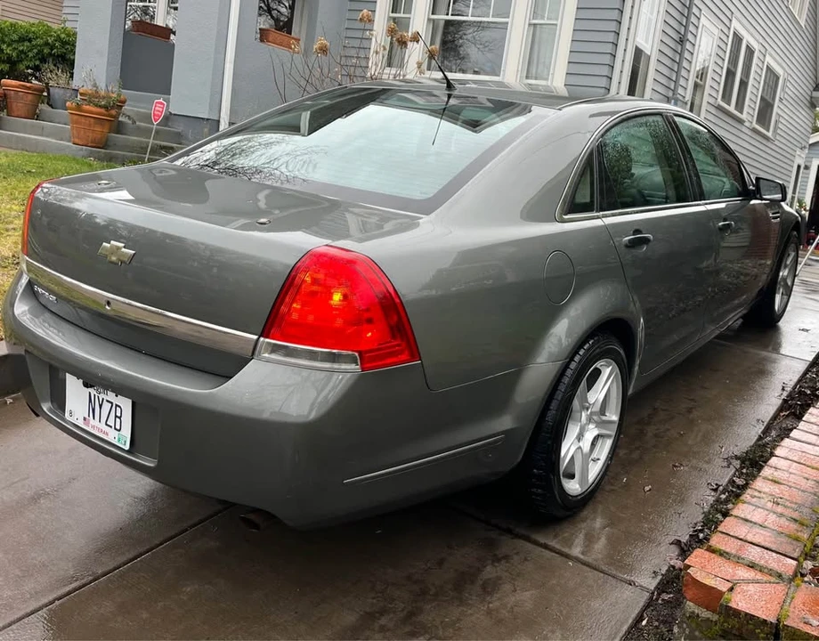 2011 Chevrolet Caprice - Image 5 of 20