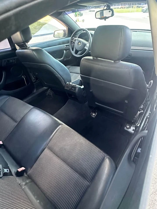 2011 Chevrolet Caprice - Image 8 of 12