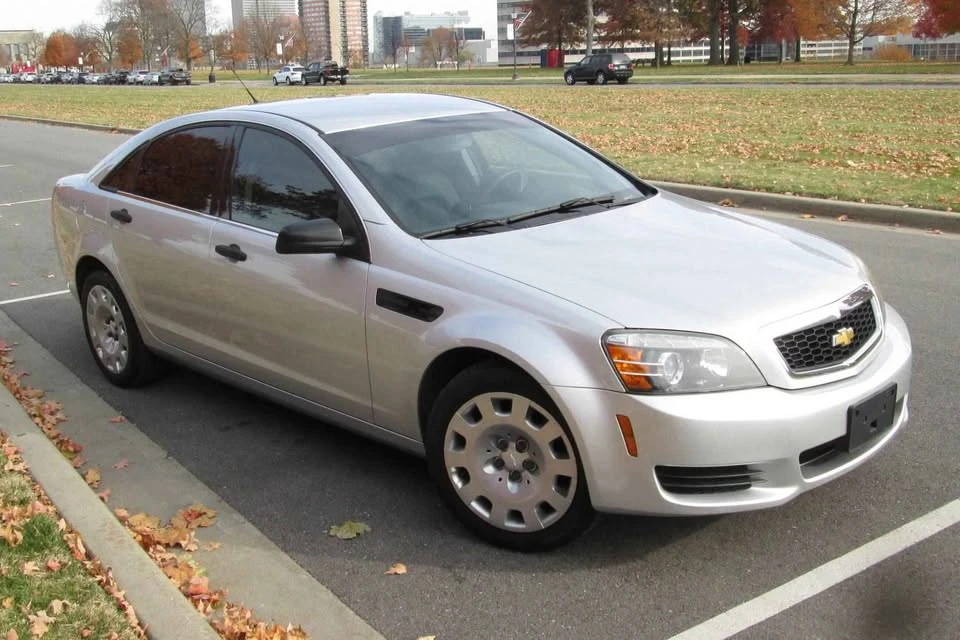 2011 Chevrolet Caprice - Image 2 of 9