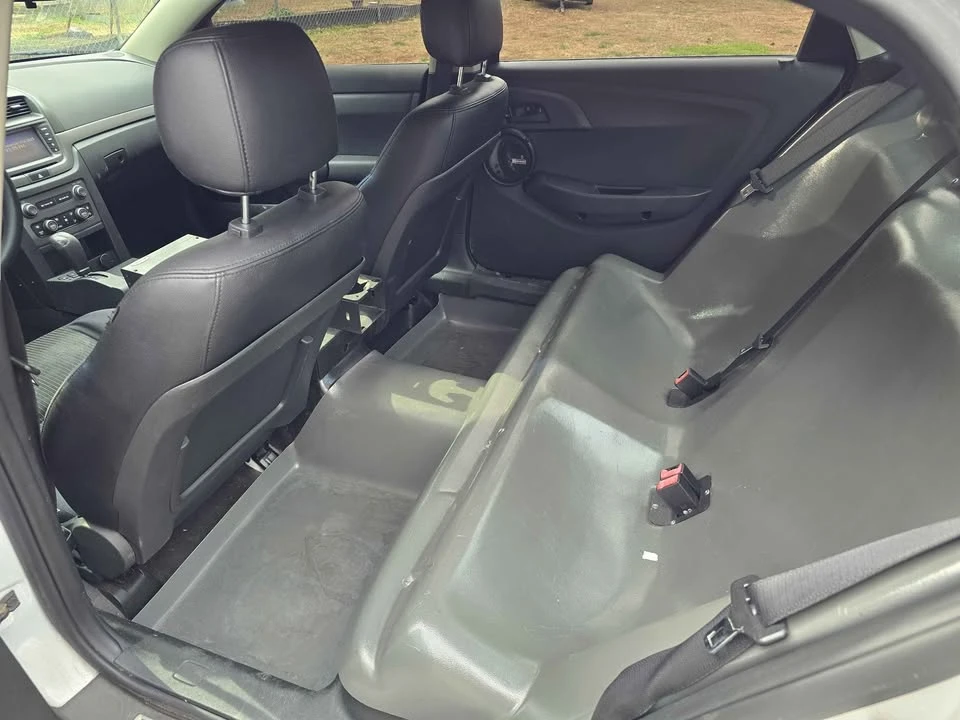 2011 Chevrolet Caprice - Image 15 of 19