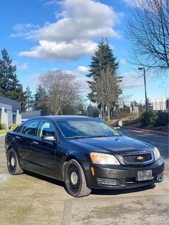 2011 Chevrolet Caprice - Image 3 of 10