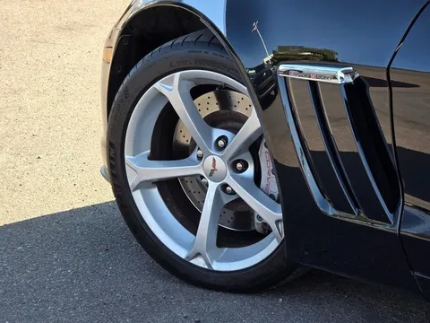 2011 Chevrolet Corvette C6 - Image 3 of 7